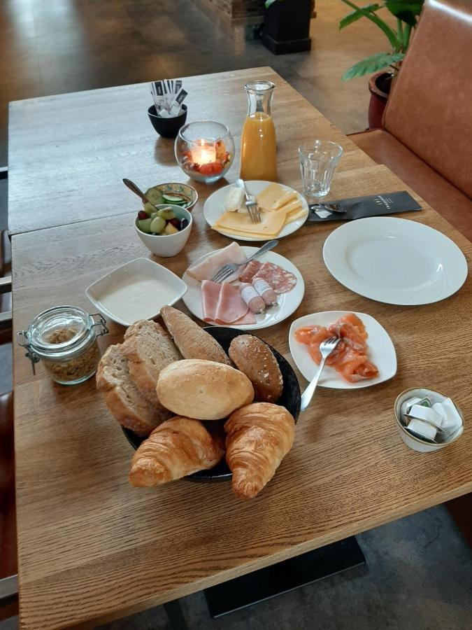 Restaurant Oolderhof Bv Hotel Roermond Luaran gambar