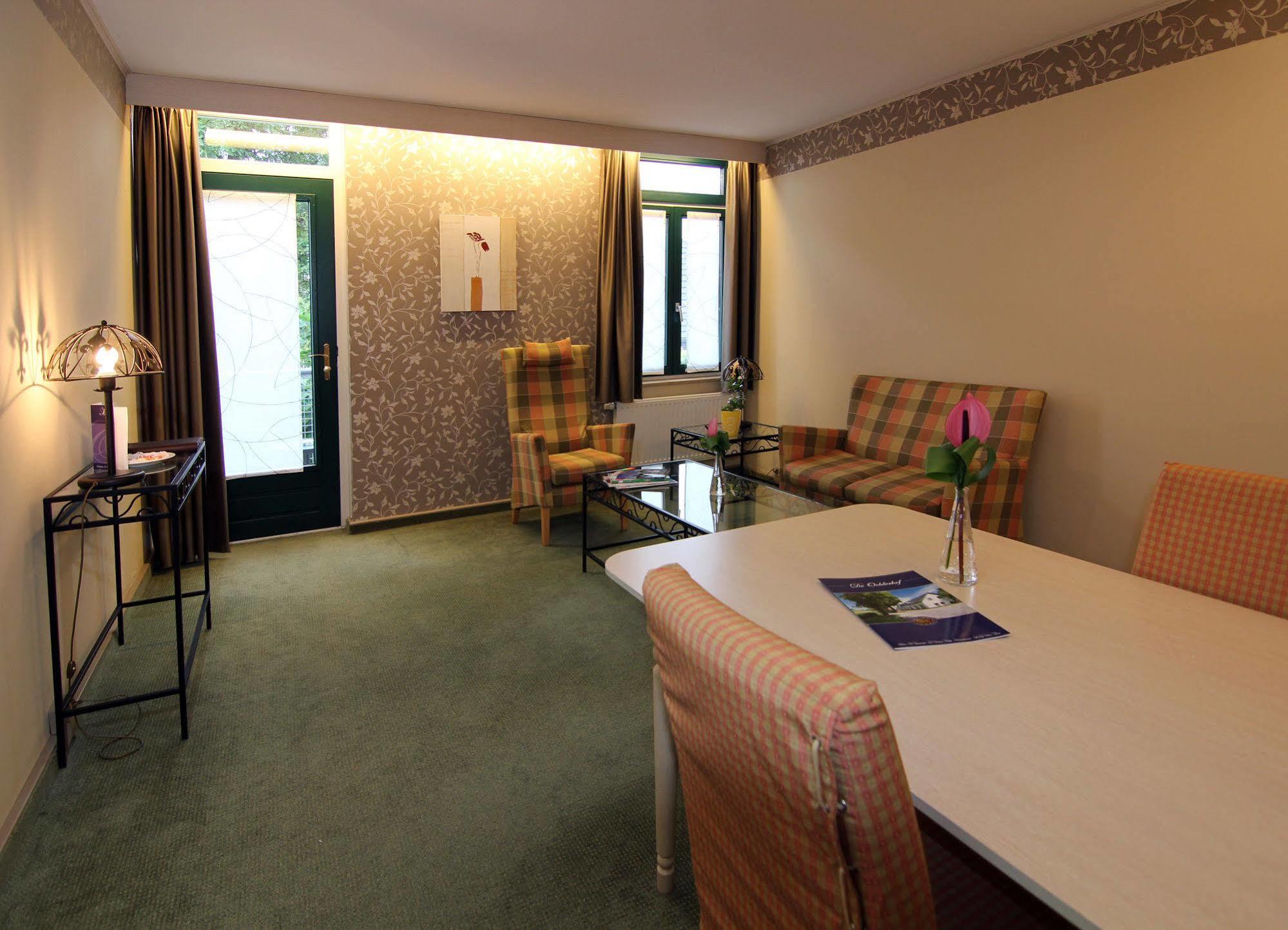 Restaurant Oolderhof Bv Hotel Roermond Luaran gambar