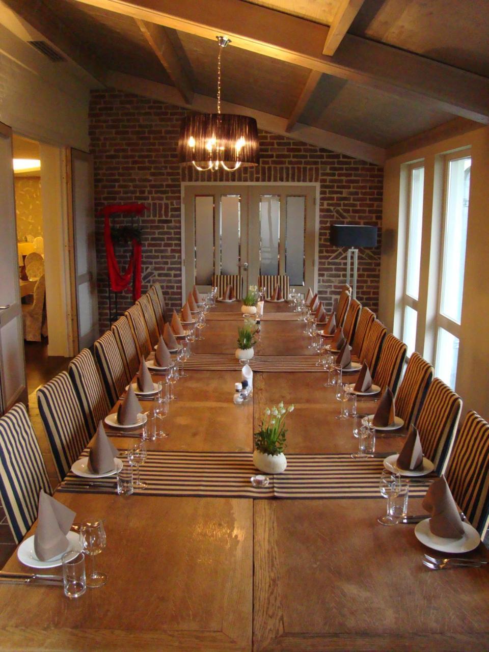 Restaurant Oolderhof Bv Hotel Roermond Luaran gambar